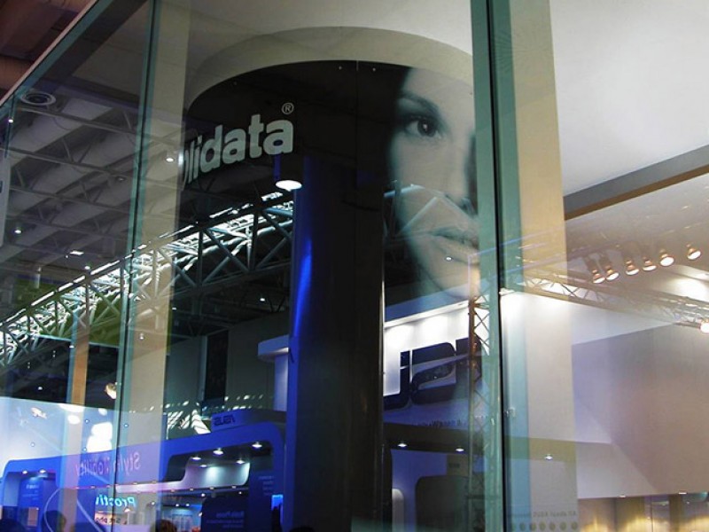 Exhibit installations and fair stands